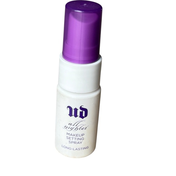 Urban Decay All NIghter Makeup Long-Lasting Setting Spray .5 oz - Picture 1 of 5